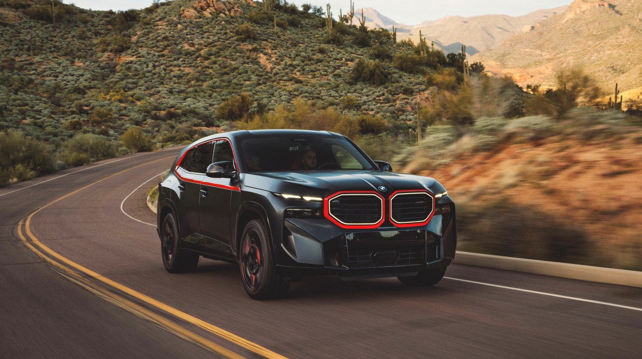 BMW XM - Car Image